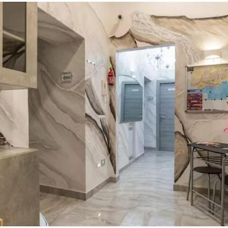 In The Center Rooms Νάπολη Εξωτερικό φωτογραφία