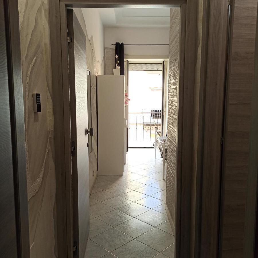 In The Center Rooms Νάπολη Εξωτερικό φωτογραφία