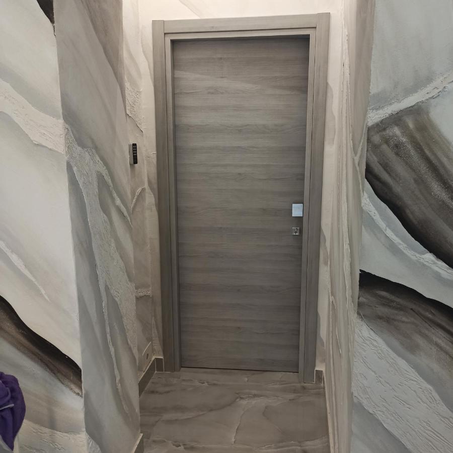 In The Center Rooms Νάπολη Εξωτερικό φωτογραφία