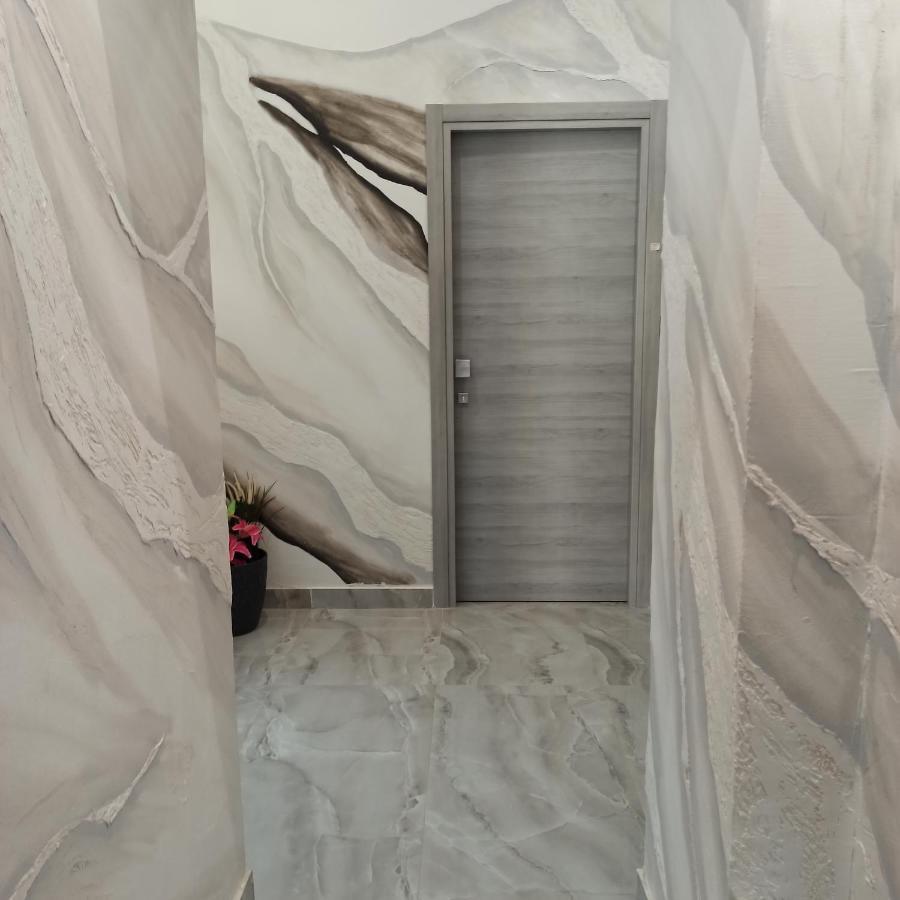 In The Center Rooms Νάπολη Εξωτερικό φωτογραφία