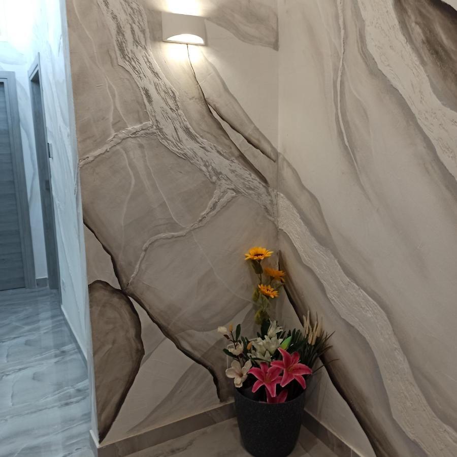 In The Center Rooms Νάπολη Εξωτερικό φωτογραφία