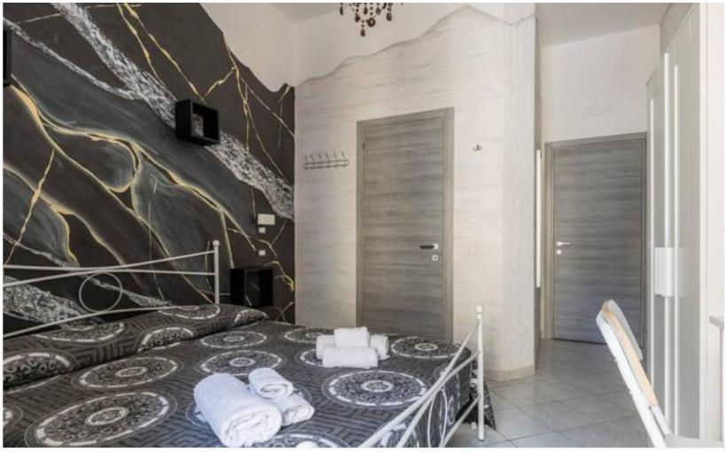 In The Center Rooms Νάπολη Εξωτερικό φωτογραφία